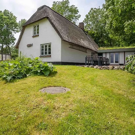 Reetgedecktes In Mit Sauna *