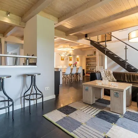 Reetgedecktes In Mit Sauna *