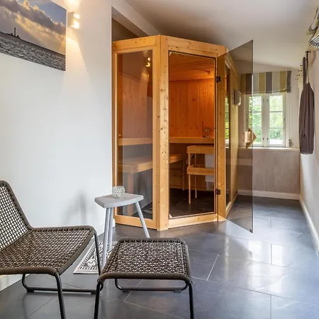 Reetgedecktes In Mit Sauna Σπίτι διακοπών