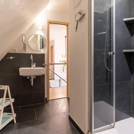 Reetgedecktes In Mit Sauna *