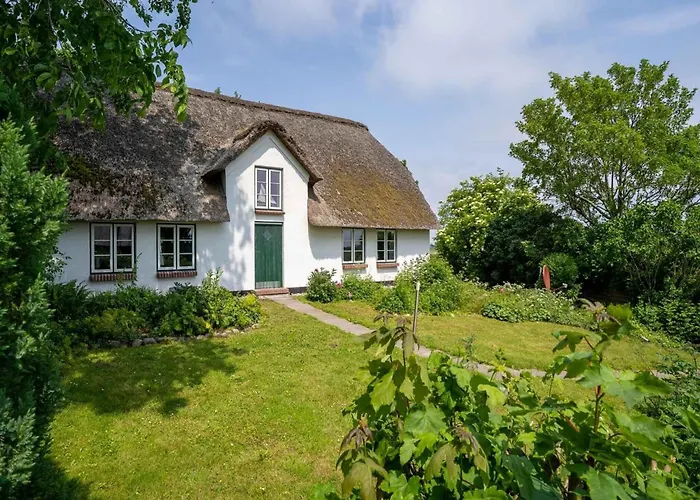 Reetgedecktes In Mit Sauna *