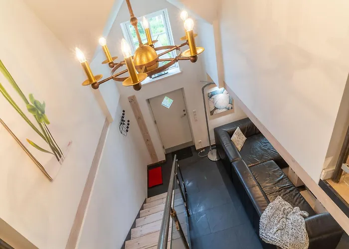 Reetgedecktes In Mit Sauna * 베스테르헤버